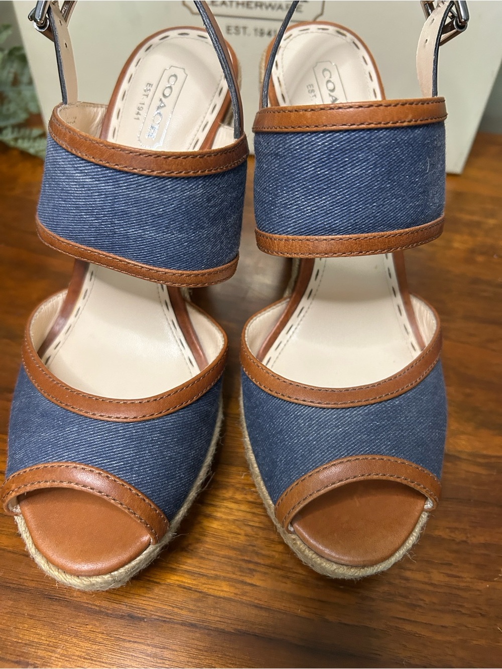 Coach Daria Denim Leather Trim Sandals 7.5-8 *Excellent* - Picture 5 of 7